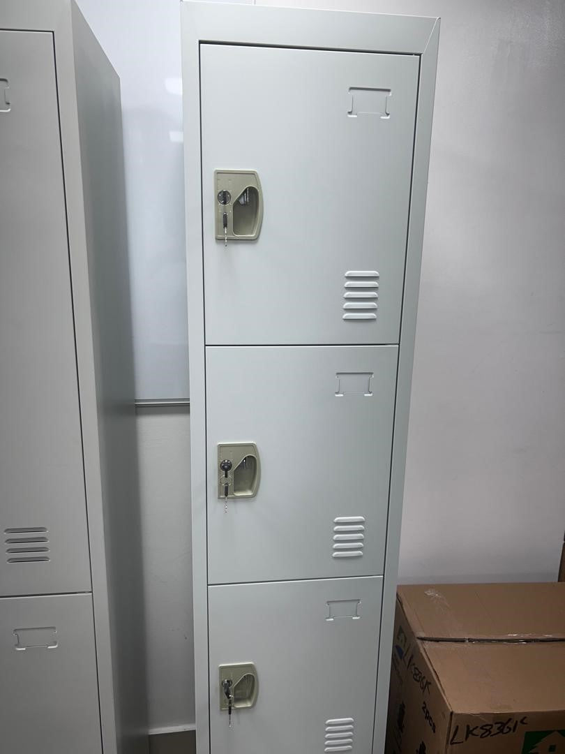 3 door Workers Storage locker Cabinet